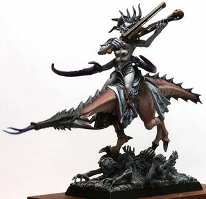 1024px-Golden Daemon(ette).JPG