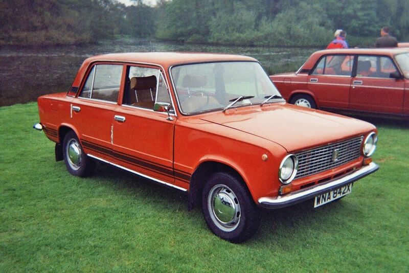 File:1024px-Lada 1200.jpg