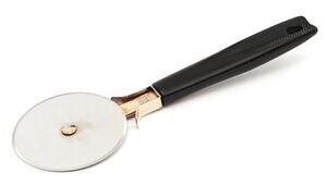 1024px-Pizza-slicer.jpg