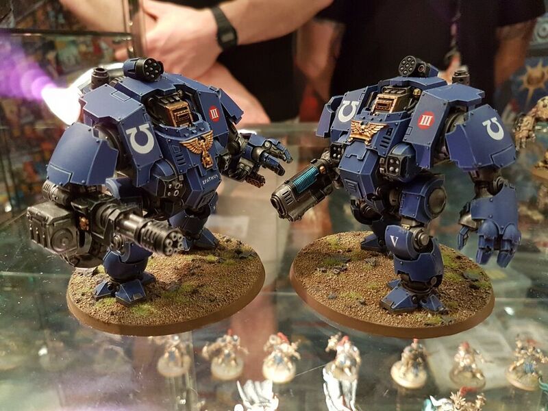 File:1024px-Redemptor Dreadnought conversation.jpg