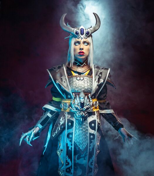 File:1050px-Miao Ying cosplay.jpg