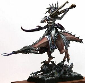 1200px-Golden Daemon(ette).JPG