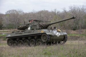1200px-M18-Hellcat.jpg
