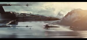 1200px-T-70 X-Wing.jpg