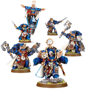 450px-UltramarinesHonourGuard.png