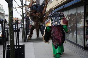 Carnifex and space marine by dlshadowwolf.jpg