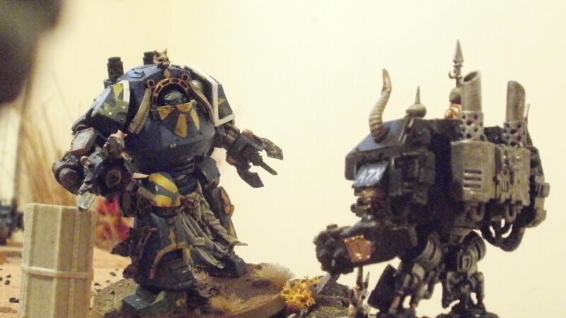 File:Chaos Contemptor vs Chaos Regular Dread.JPG