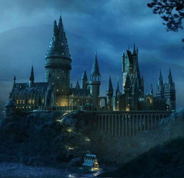File:Hogwarts.webp