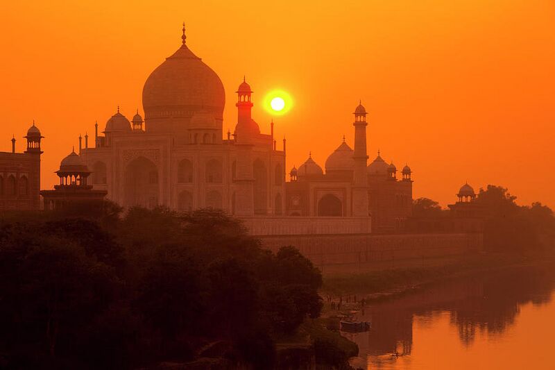 File:Taj Mahal sunset.jpg