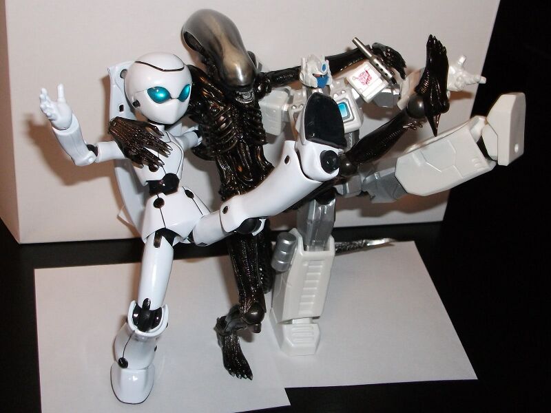 File:Toy at play.jpg